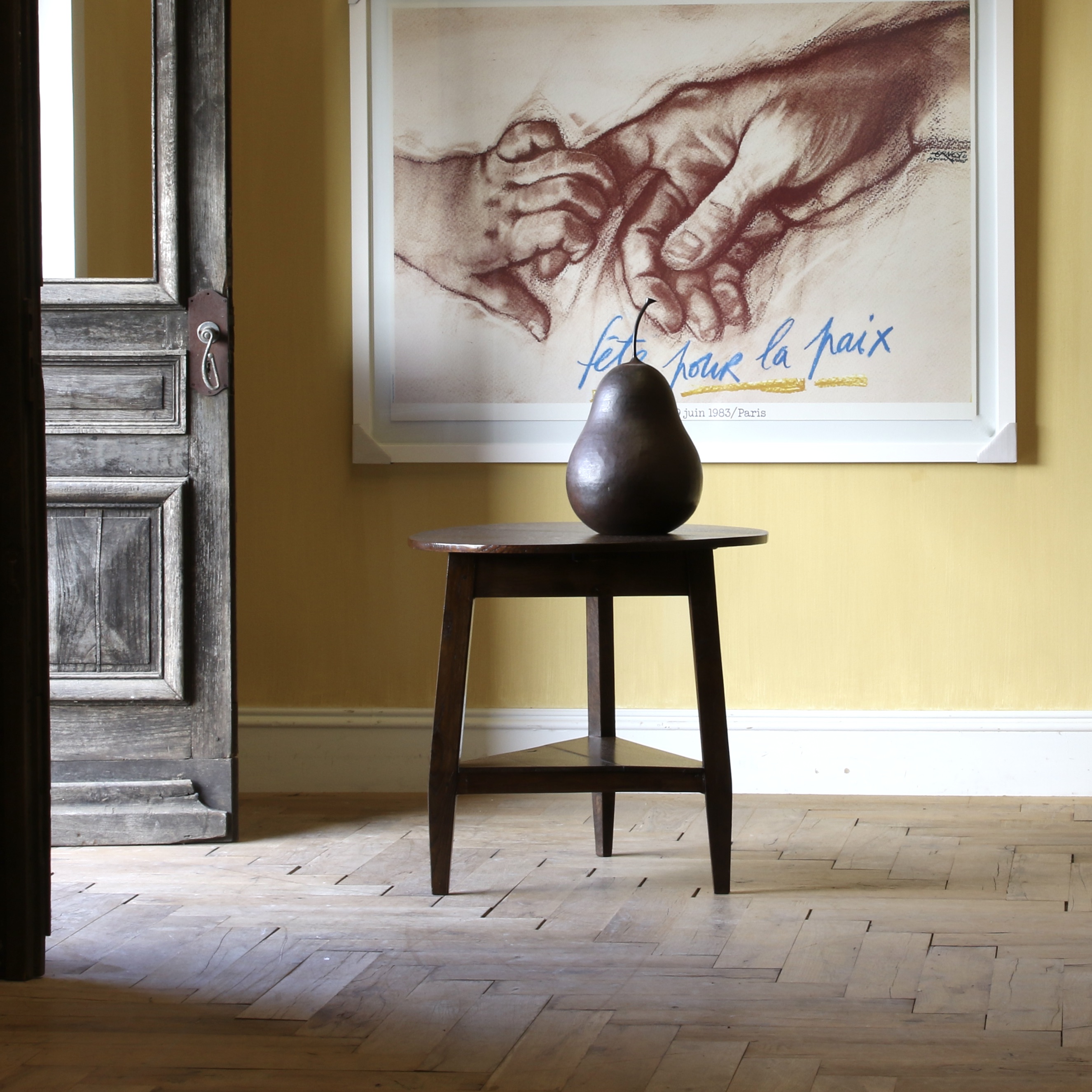 154-28 - Cricket Table // JS Editions